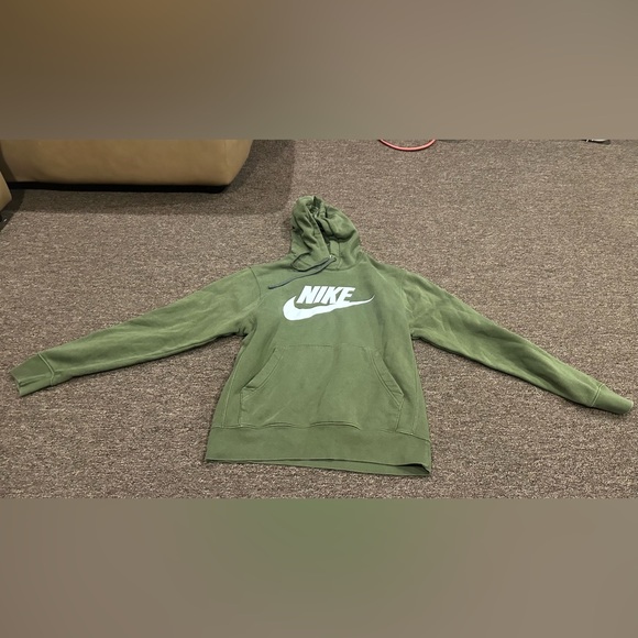 EUC Nike Men's Green Hoodie S pull over sweatshirt - Picture 1 of 3